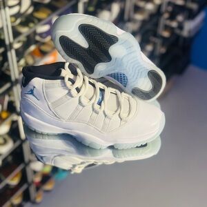 Air Jordan 11 2014 legend blue